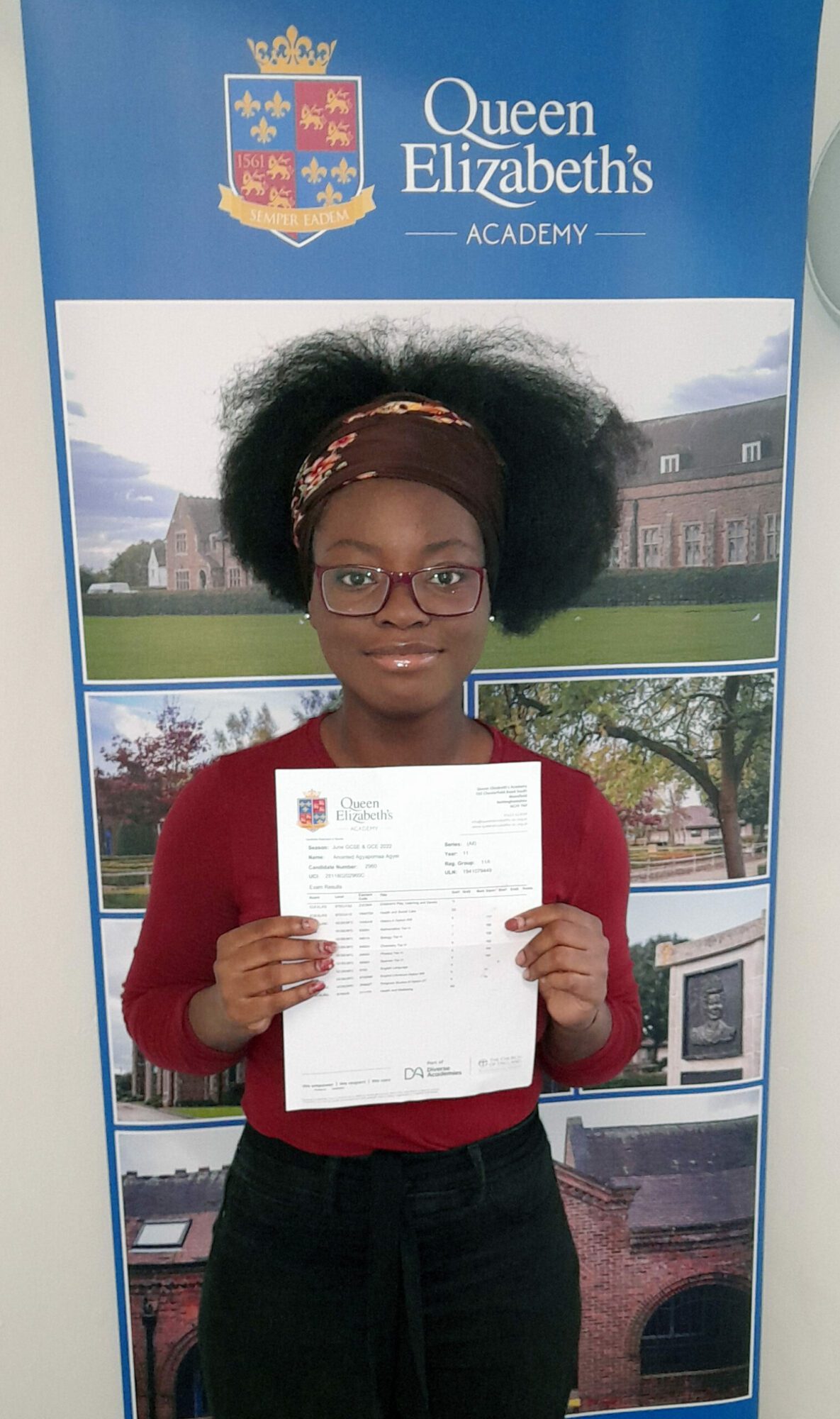 Queen Elizabeth’s Academy students celebrate GCSE results Queen