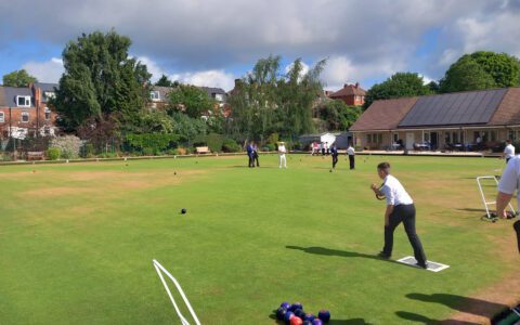Mansfield Bowling Club host year 7 students